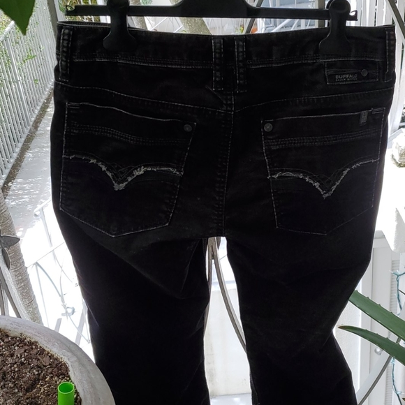 Jeans - Picture 3 of 5